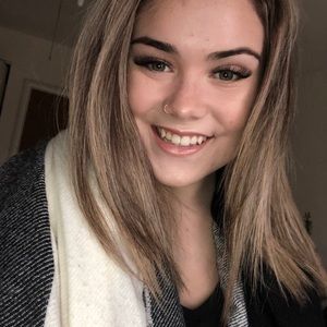 Meet your Posher, Megan